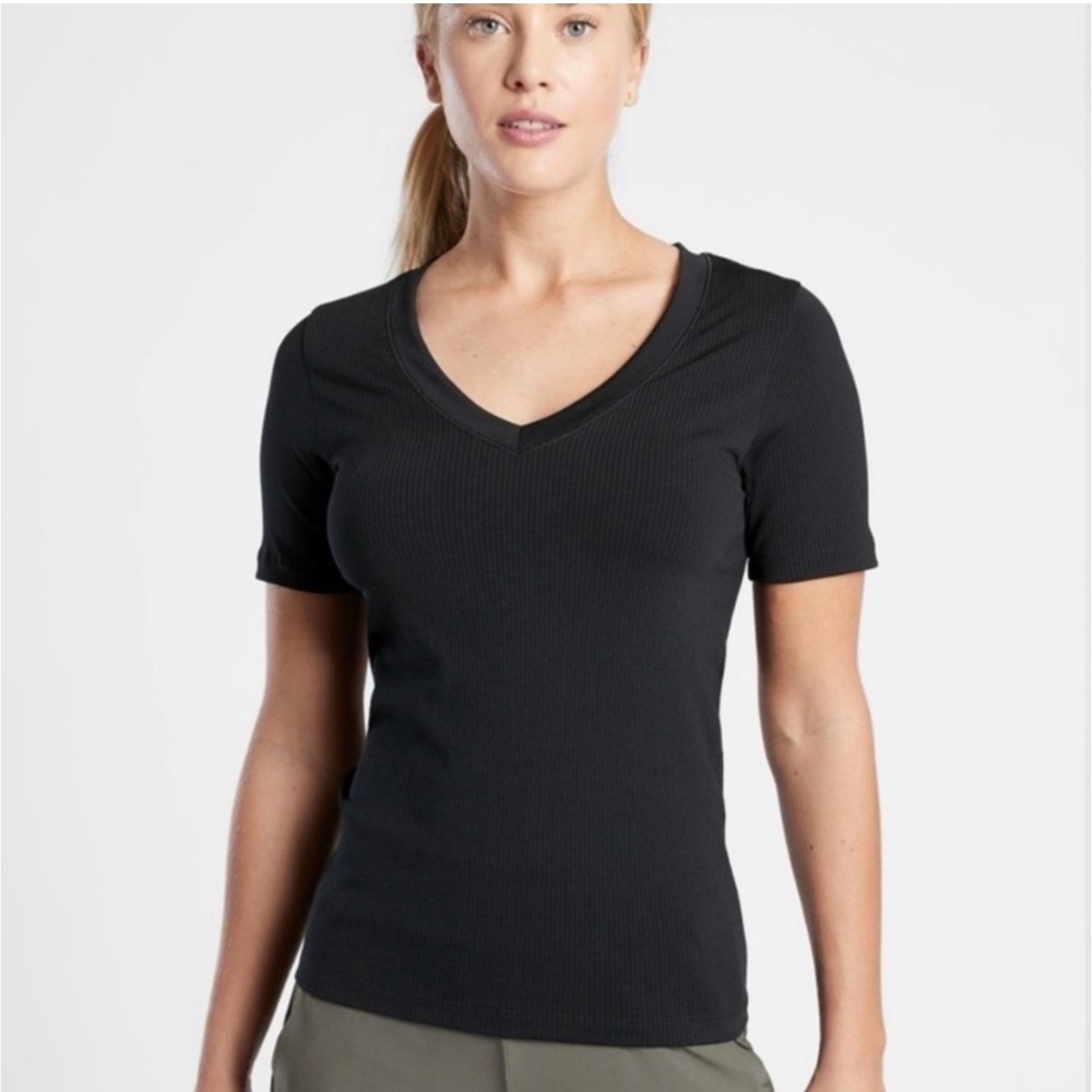 Athleta Black Ribbed V-Neck Short Sleeve Top XS